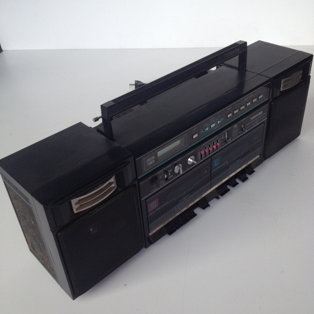 RADIO, Boombox - Black Toshiba